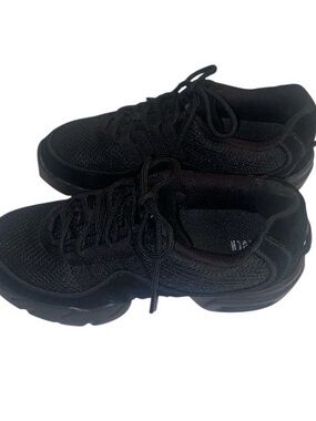 Bloch Black Boost Mesh Split Sole Dance Sneakers size 6.5 (Pre owned)